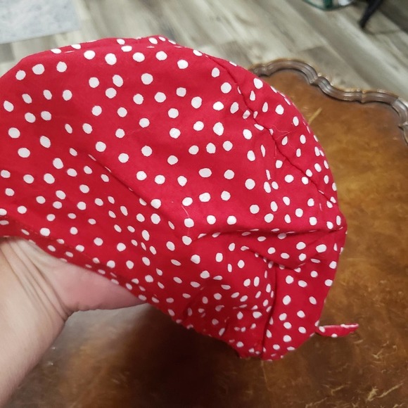 Surgical Cap with tie back in pristine condition - Picture 2 of 3